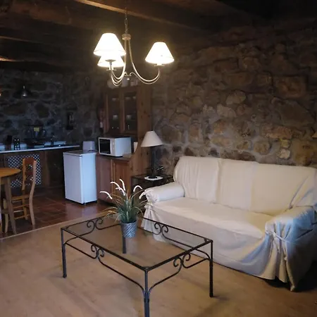 Casa Tenada Landsted Robledo (Asturias)